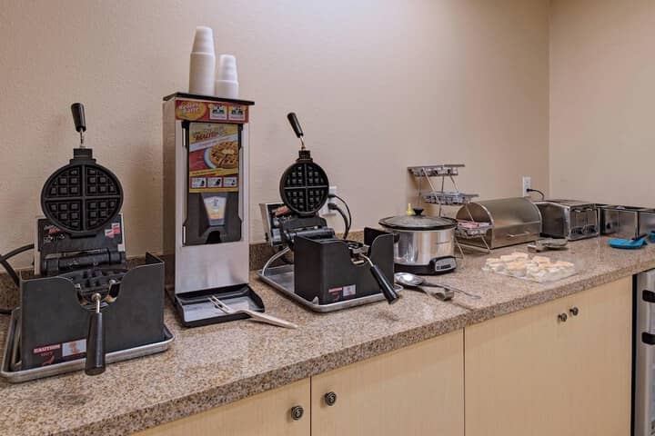 Breakfast/Coffee Service 27 of 31