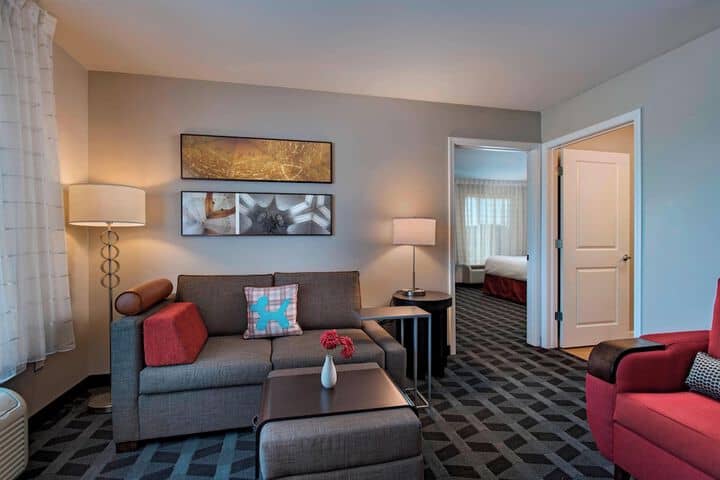 Room 16 of 31