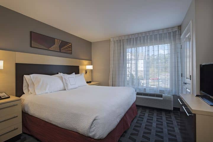 Room 4 of 31