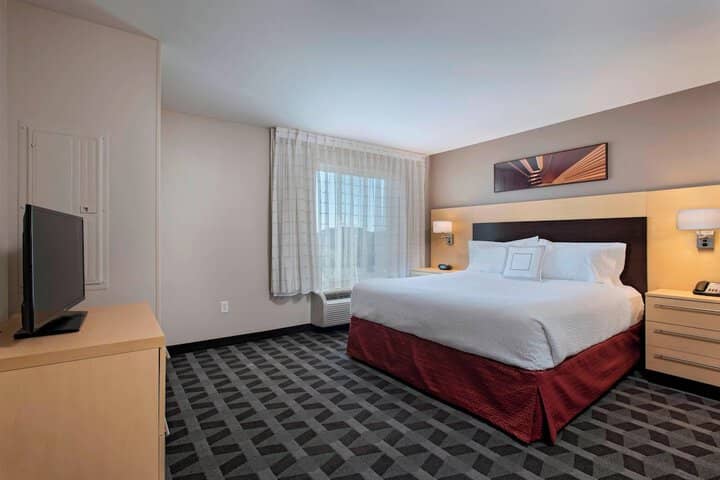 Room 13 of 31